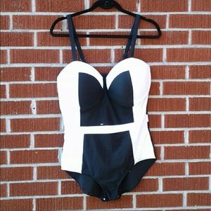 DD cup L/Xl bathing suit